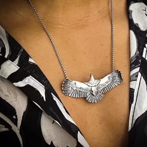 Lant cu pandantiv vultur cu aripi intinse, unisex, argintiu metalizat, - Img 3