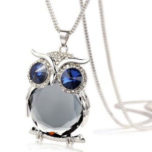 Lant dama, pandativ bufnita cu cristale, argintiu cu cristal gri, simbol Feng Shui,