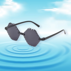 Ochelari de soare pentru copii, unisex, model cool unicat, tematica lips don't lie, marime universala, negri - Img 2