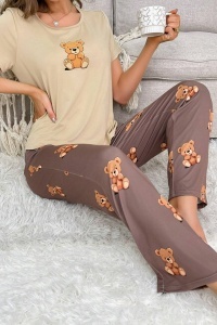 Pijama dama, set 2 piese, bluza cu maneca scurta si pantaloni lungi, model cute cu imprimeu ursuleti prietenosi, tematica bear hug, maro - Img 3