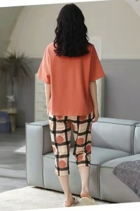 Pijama dama, set doua piese, bluza maneca scurta si pantaloni trei sferturi, model cu pisica, tematica I am the queen, portocalie - Img 2