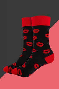 Soseste cute, model peste glezna, cu imprimeu grafic buze, tematica love socks, marime 36-42, unisex, negre cu rosu - Img 4