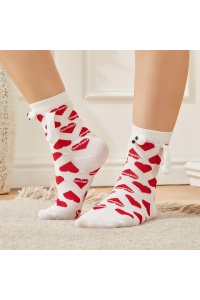 Sosete haioase, model vesel accesorizat cu manute cu magnet si ochisori, imprimeu cu inimioare, tematica crazy couple love, unisex, marime 36-42, albe cu rosu - Img 3