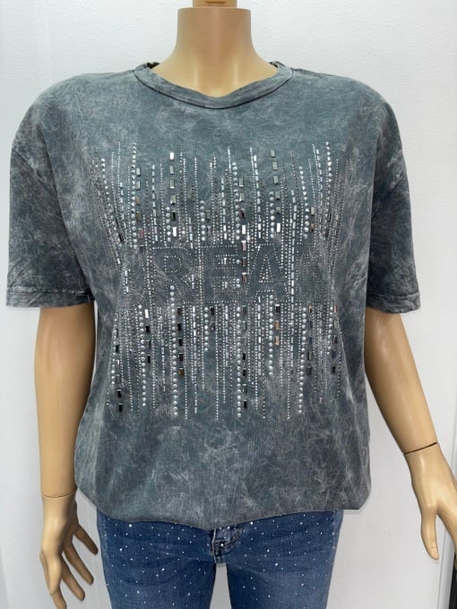 Tricou gri cu ștrasuri