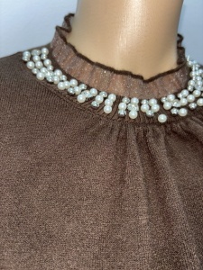 Pulover damă cu perle la guler – elegant, mânecă lungă - Img 4