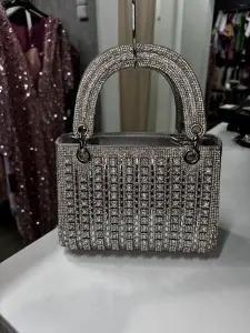 Geantă damă elegantă cu strasuri – clutch de seară cu mâner, stil glam - Img 6