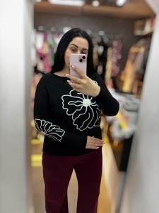 Bluză damă din tricot moale cu imprimeu floral - stil feminin și confortabil