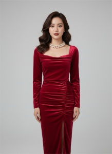 Rochie catifea Rubin Seduction – croială midi și crăpătură senzuală - Img 2
