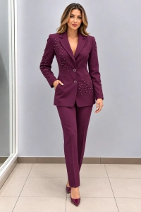 Costum elegant damă cu sacou decorat cu perle și pantaloni