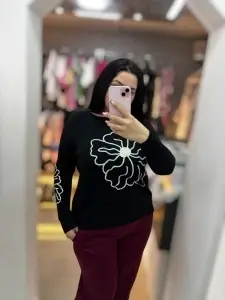 Bluză damă din tricot moale cu imprimeu floral - stil feminin și confortabil - Img 2