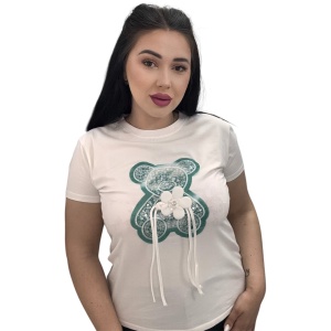 Tricou damă din bumbac cu imprimeu ursuleț cu paiete și aplicație florală – casual chic, disponibil în mai multe culori - Img 2