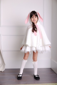 Bunny cape tweed