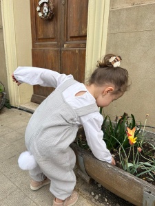 Salopetă bunny din muselină