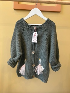 Cardigan Goose
