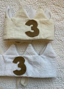 Coroniță aniversară "3" - Img 2