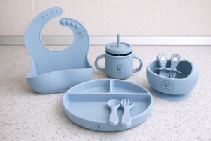 set de diversificare pentru bebeluși BabyTeo din silicon alimentar BPA free