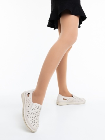 Pantofi casual dama bej din piele ecologica Hasara
