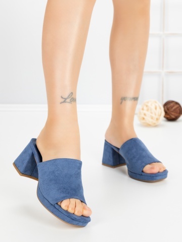Papuci dama cu toc albastri din material textil Mirenia