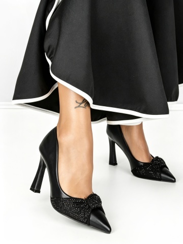 Pantofi stiletto negri din piele ecologica Ebzena