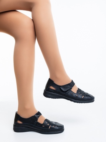 Pantofi casual dama negri din piele ecologica Miola