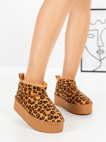 Ghete ug dama model leopard din material textil Reira
