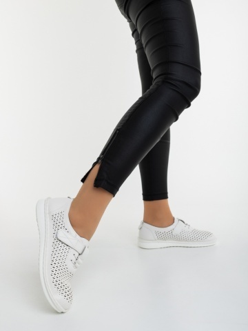Pantofi casual dama albi din piele ecologica Laviara