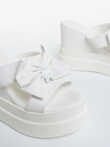 Papuci dama cu platforma albi din piele ecologica Darcy - Img 5