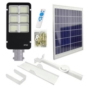 Lampă stradală cu încărcare solară – 300W