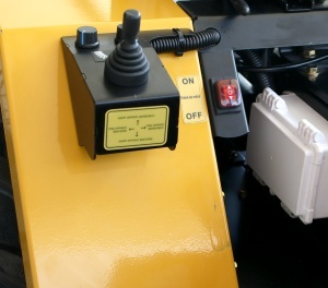 ProGARDEN Campo T18 Minitractor V27 4x4, 18CP, benzina, hidraulica fata-spate, roti 6.00-12 - Img 3