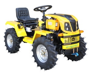 ProGARDEN Campo T12 Minitractor V25.1 4x4, 12CP, diesel, hidraulica fata-spate, roti 6.00-12