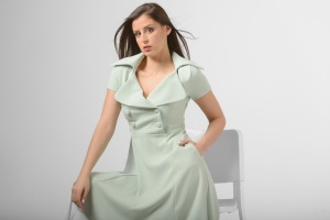 Ženska elegantna midi haljina sa dugmićima - Img 5