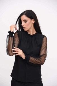 Elegantna crna bluza sa til rukavima