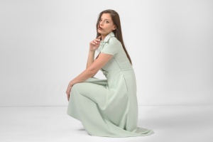 Ženska elegantna midi haljina sa dugmićima - Img 4