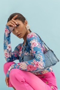 Bluza cu maneca lunga SHIRA - flori albastre