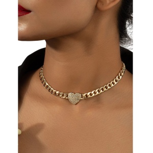Choker tip colier pentru femei, model la baza gatului cu pandantiv inimioara, culoarea auriu