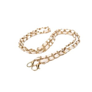 Curea pentru geanta dama tip lant cu interior de microfibra, accesoriu din metal, potrivire universala, culoarea alb si auriu