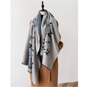 Esarfa lunga tip sal pentru dama din materiale premium, model floral, culoarea albastru gri deschis - Img 3