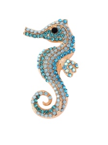 Brosa model Calut de mare cu cristale albastre din sticla, 10 x 8 cm