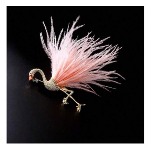 Brosa model Flamingo cu pene si strasuri, 7 x 8.8 cm, culoarea roz si auriu - Img 5