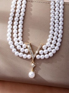 Colier dama, design in V cu strasuri, perle faux, alb - Img 4