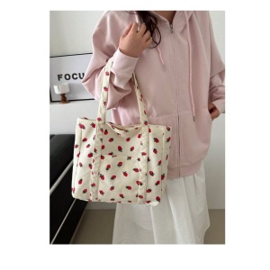 Geanta tote, material textura raiata, model Capsuni, 33.5x9.5x31x23.5 cm, culoarea alb - Img 3