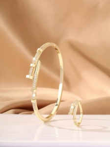 Set de bratara si inel, design Cui, strasuri zirconiu, accesoriu fashion, auriu - Img 5