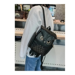 Rucsac model Bufnita cu clapa, material rezistent la apa, dimensiuni 28x21x7 cm, culoarea negru - Img 3