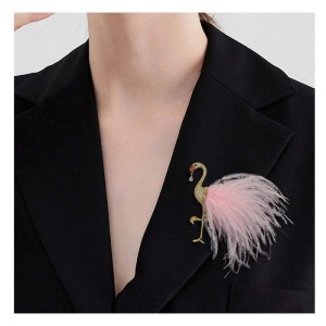 Brosa model Flamingo cu pene si strasuri, 7 x 8.8 cm, culoarea roz si auriu - Img 3