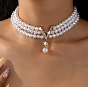 Colier dama, design in V cu strasuri, perle faux, alb - Img 2