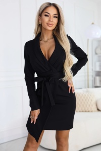 Rochie elegantă tip sacou cu curea și tiv asimetric - neagră