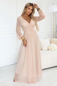 Rochie maxi lungă cu mâneci din tul și decolteu plic - piersică