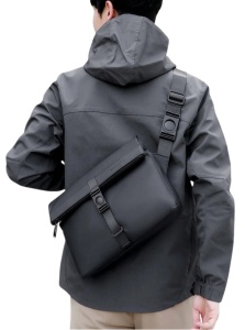 Geanta de umar barbati tip crossbody, multifunctionala, ideala pentru utilizare zilnica, 33 x 8 x 24 cm, culoarea negru