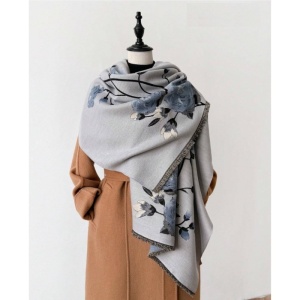 Esarfa lunga tip sal pentru dama din materiale premium, model floral, culoarea albastru gri deschis - Img 2