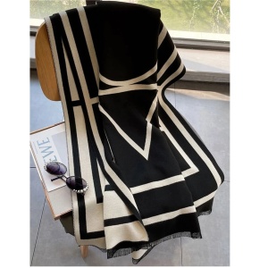 Esarfa tip sal pentru dama din materiale premium, model geometric, culoarea negru si bej - Img 5